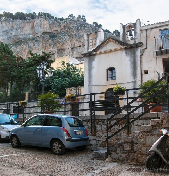 Чефалý сам себе голова