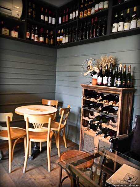 Небольшое и приятное кафе в самом центре