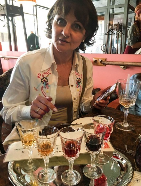 Альбом отзыва "Что ты наденешь на вечеринку Великого Гэтсби?"