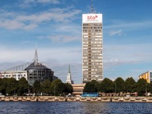 Синяя Даугава, радужные каналы и Два моста