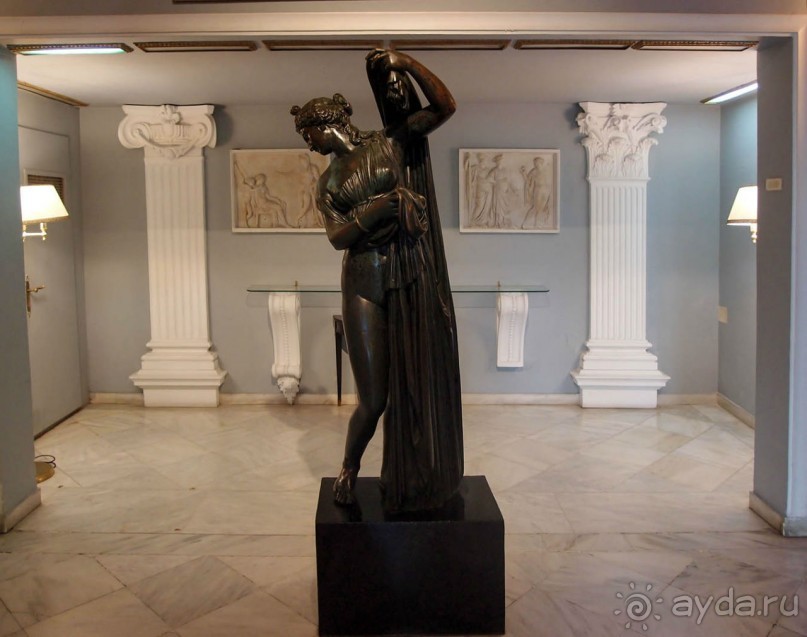 Три Ахиллеса и печальная Сисси