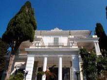 Три Ахиллеса и печальная Сисси