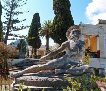 Три Ахиллеса и печальная Сисси