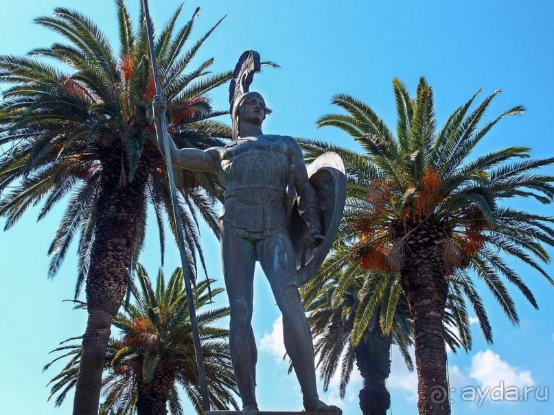 Три Ахиллеса и печальная Сисси