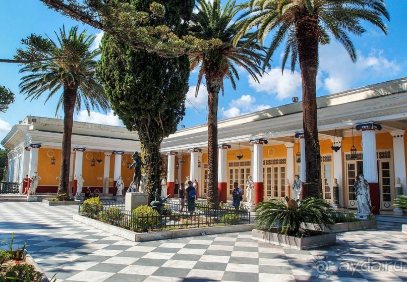 Три Ахиллеса и печальная Сисси