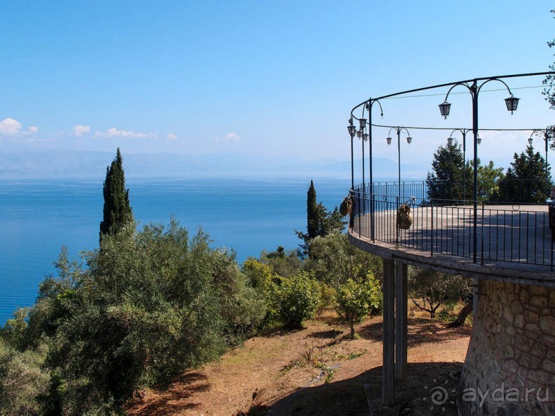 Три Ахиллеса и печальная Сисси