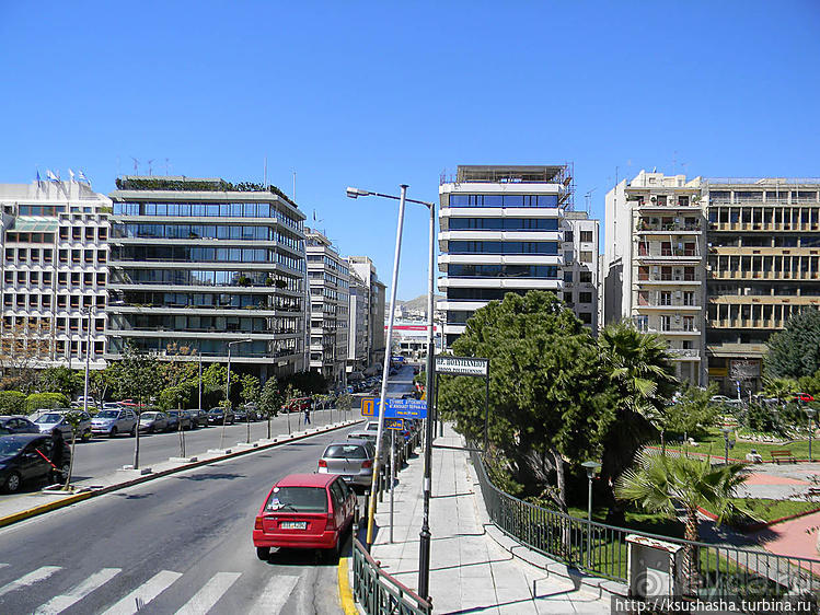В Пирей — на туристическом автобусе