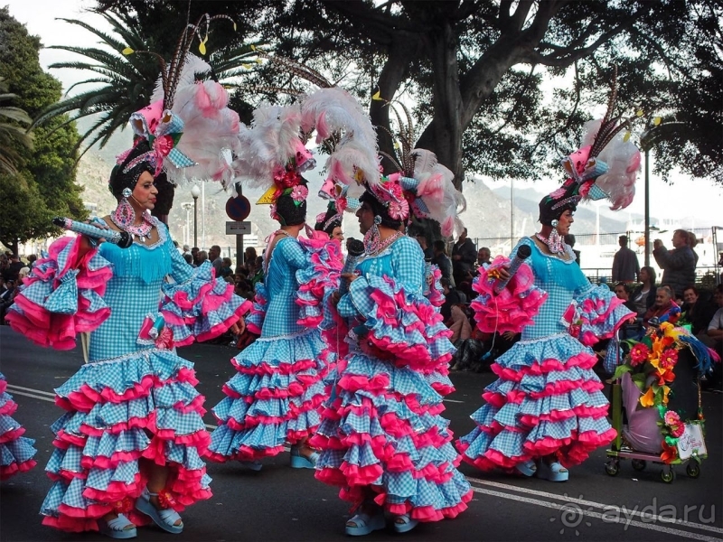 Альбом истории "Карнавал «Фантазия» на Тенерифе"