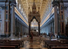 Величайший собор за древними Аврелиановыми стенами