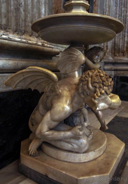 Величайший собор за древними Аврелиановыми стенами