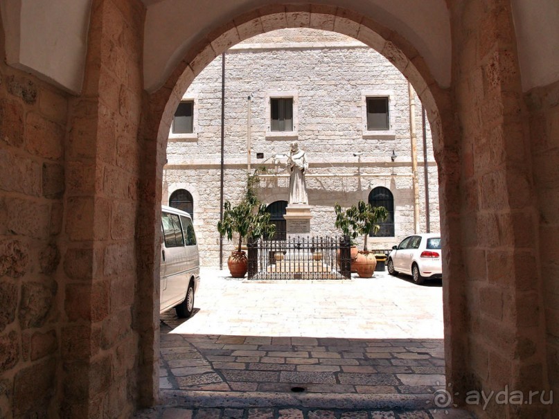 У Новых ворот