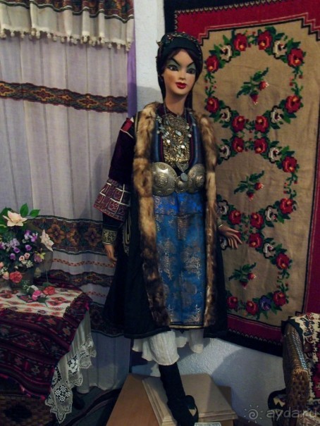 За фольклором — в Подмочани