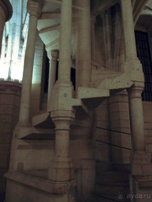 Печальный замок на набережной