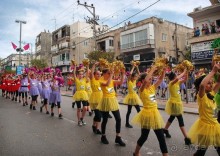 Альбом отзыва "Адлояда"