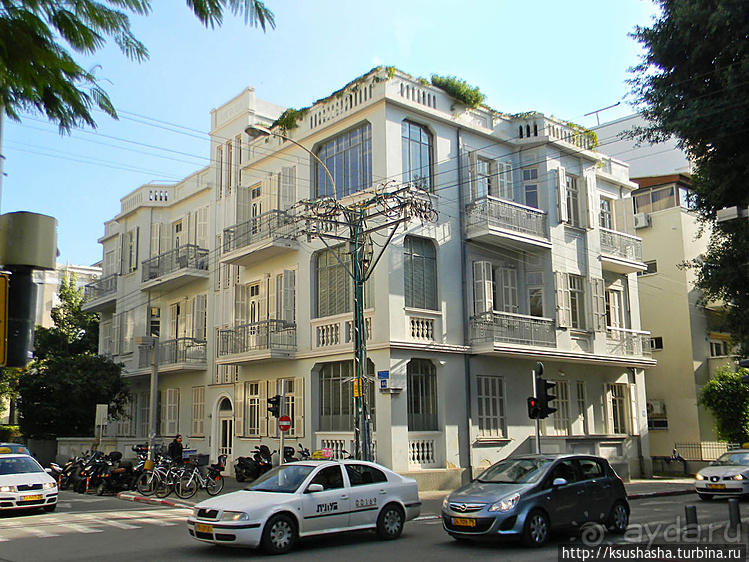 Эклектика и баухаус на бульваре Ротшильда