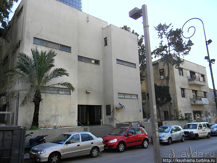 Эклектика и баухаус на бульваре Ротшильда