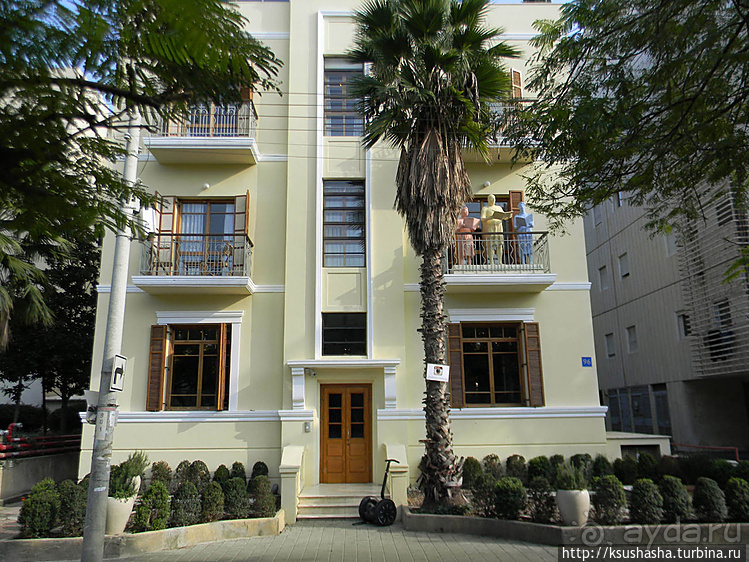 Эклектика и баухаус на бульваре Ротшильда