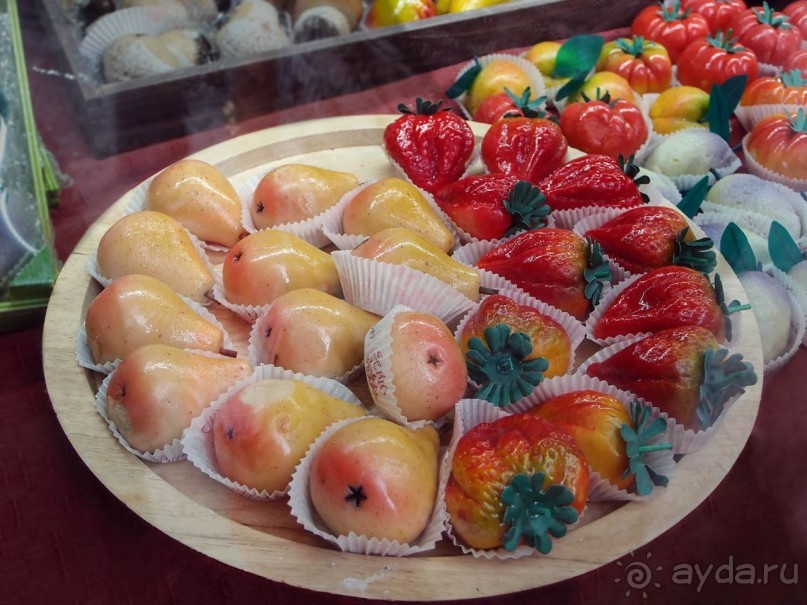 В сладкой глазури Горький миндаль