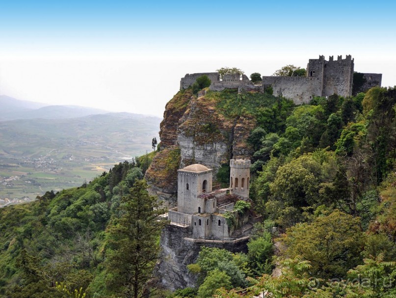 В сладкой глазури Горький миндаль