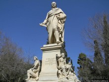 Альбом отзыва "Первый Олимпийский дворец рядом с храмом Зевса Олимпийского"