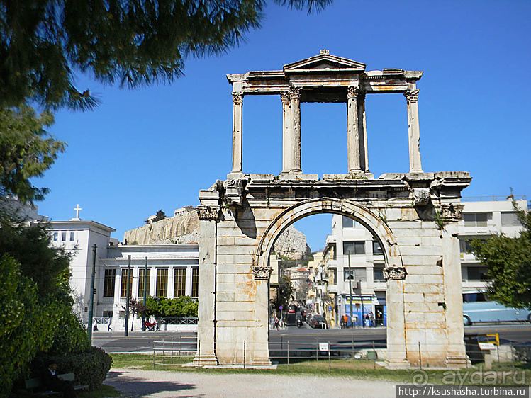 Альбом отзыва "Первый Олимпийский дворец рядом с храмом Зевса Олимпийского"