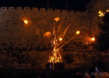 Снова расцветился город ночной