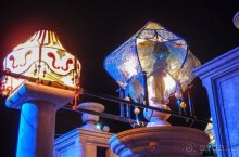 Снова расцветился город ночной