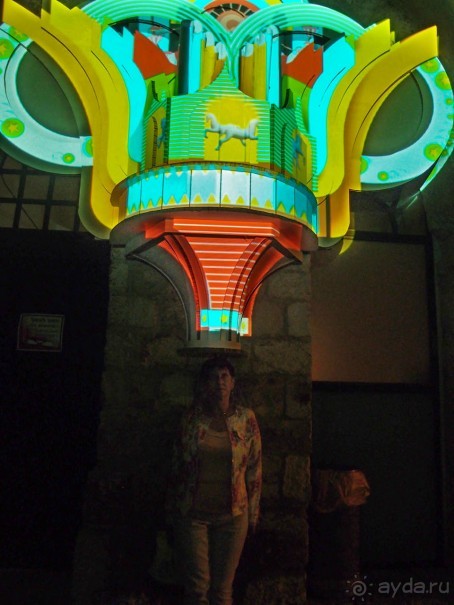 Снова расцветился город ночной