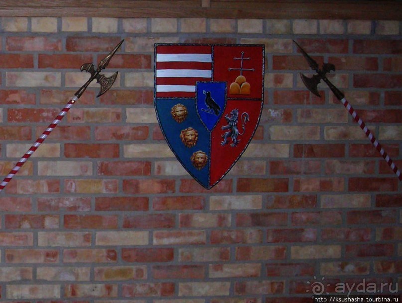 Средневековая чарда и рыцарский турнир в Шюмег