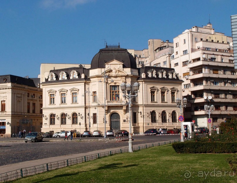 Светлая и темная энергия Площади Революции