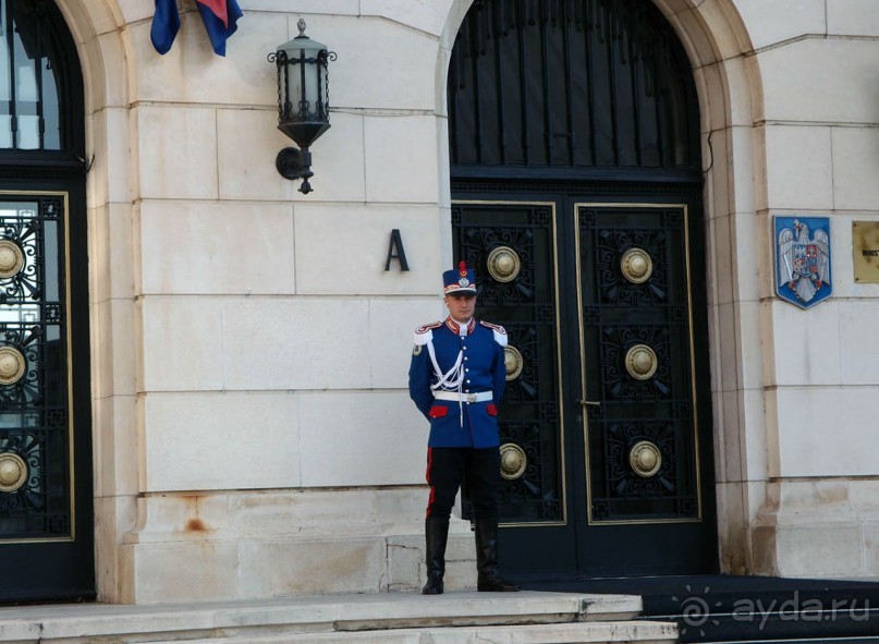 Светлая и темная энергия Площади Революции