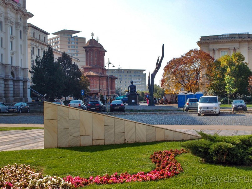 Светлая и темная энергия Площади Революции