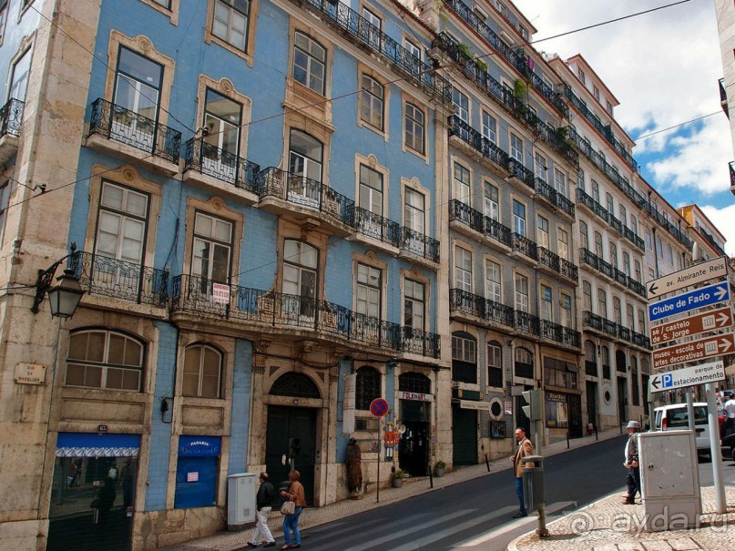 Лиссабон — разномастный, контрастный, прекрасный