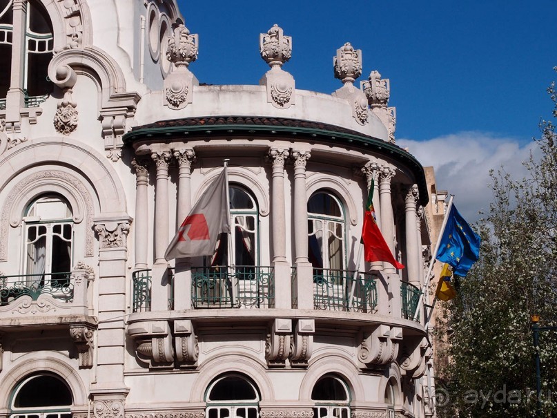 Лиссабон — разномастный, контрастный, прекрасный