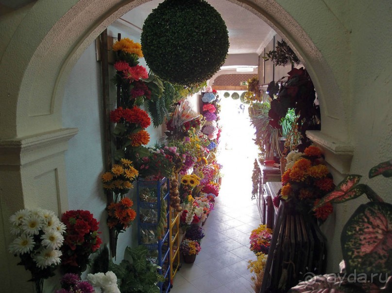 Лиссабон — разномастный, контрастный, прекрасный