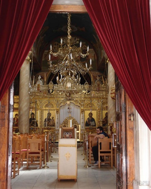 Загадка современного монастыря