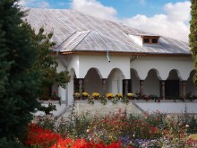 Монастырь с цыганским именем