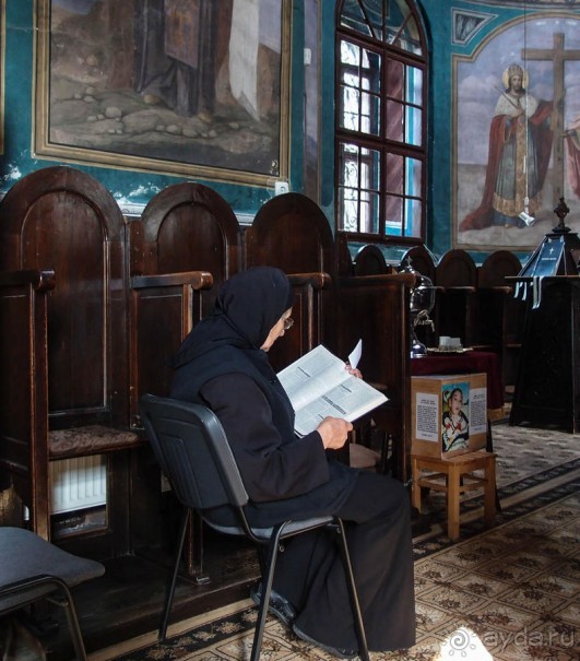 Монастырь с цыганским именем