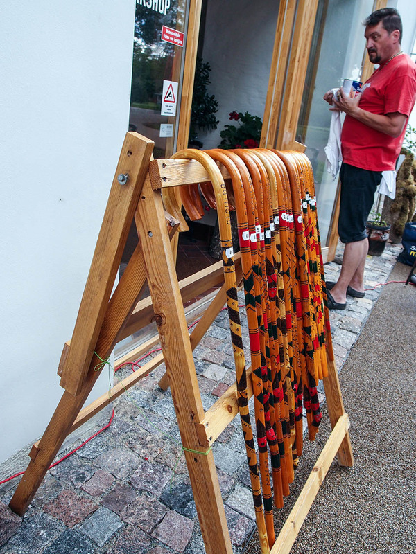 Потерянный среди густых лесов