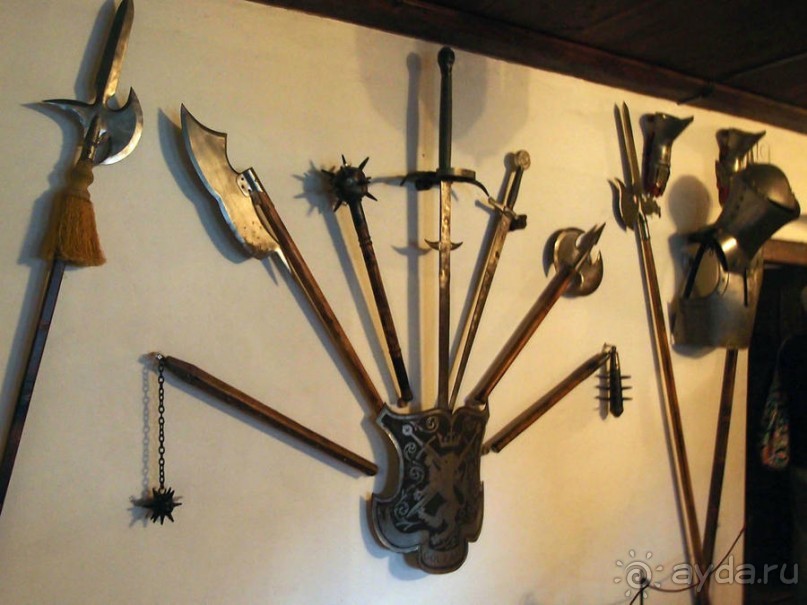 О вампирах — с юмором, о величествах — шепотом