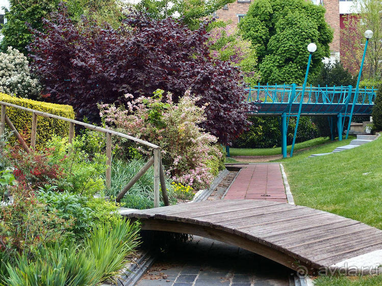 Классика, импрессионизм и абстракция без красок и холста