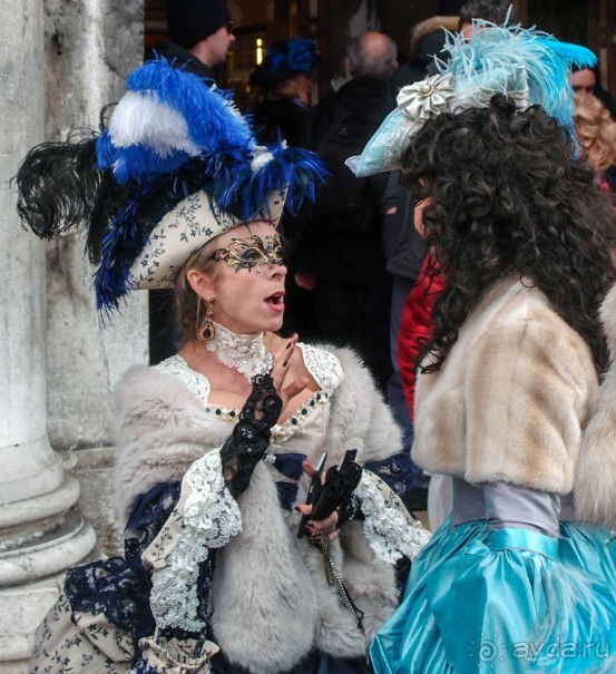 Альбом отзыва "Эти маски... (Венеция)"