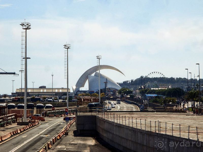 Обычный, хоть и столичный