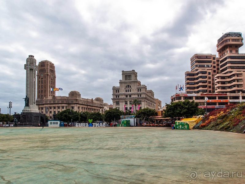 Обычный, хоть и столичный