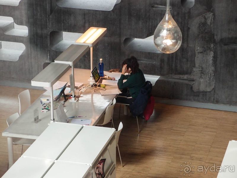 Обычный, хоть и столичный