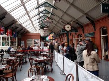 Над кораблем судьбы воспоминаний дождь