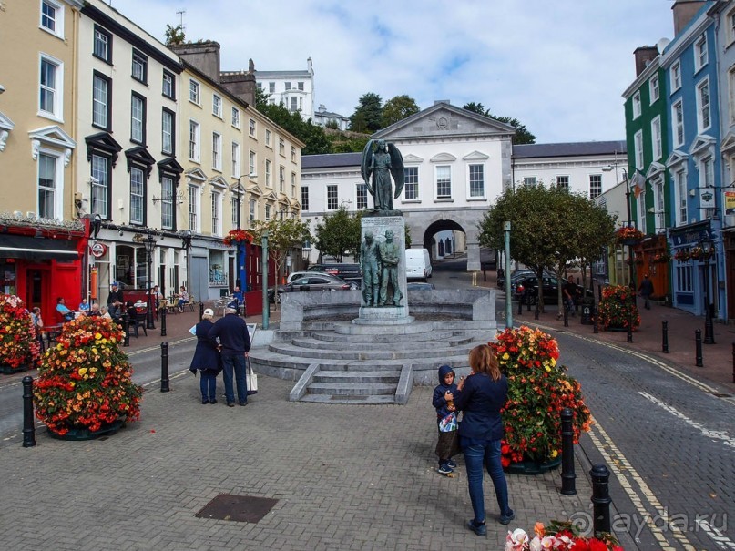 Над кораблем судьбы воспоминаний дождь