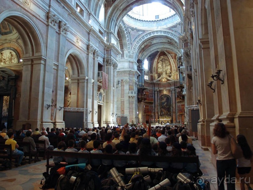 Грандиозная Мафра