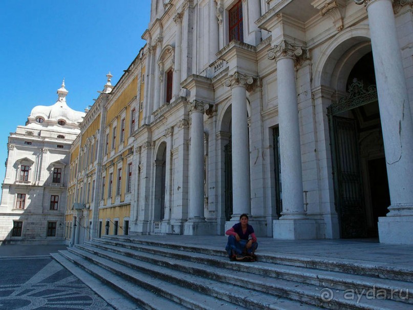 Грандиозная Мафра