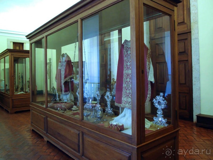 Грандиозная Мафра